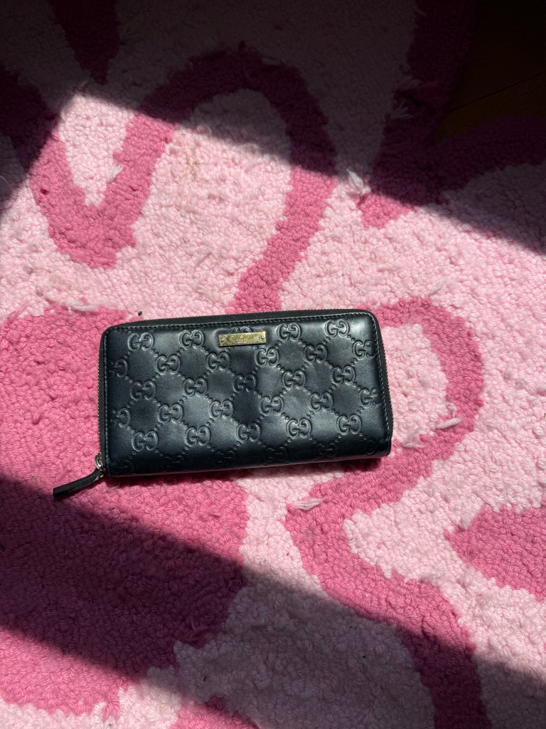 Authentic Gucci Black Embossed Gg ZipAround Leather Wallet